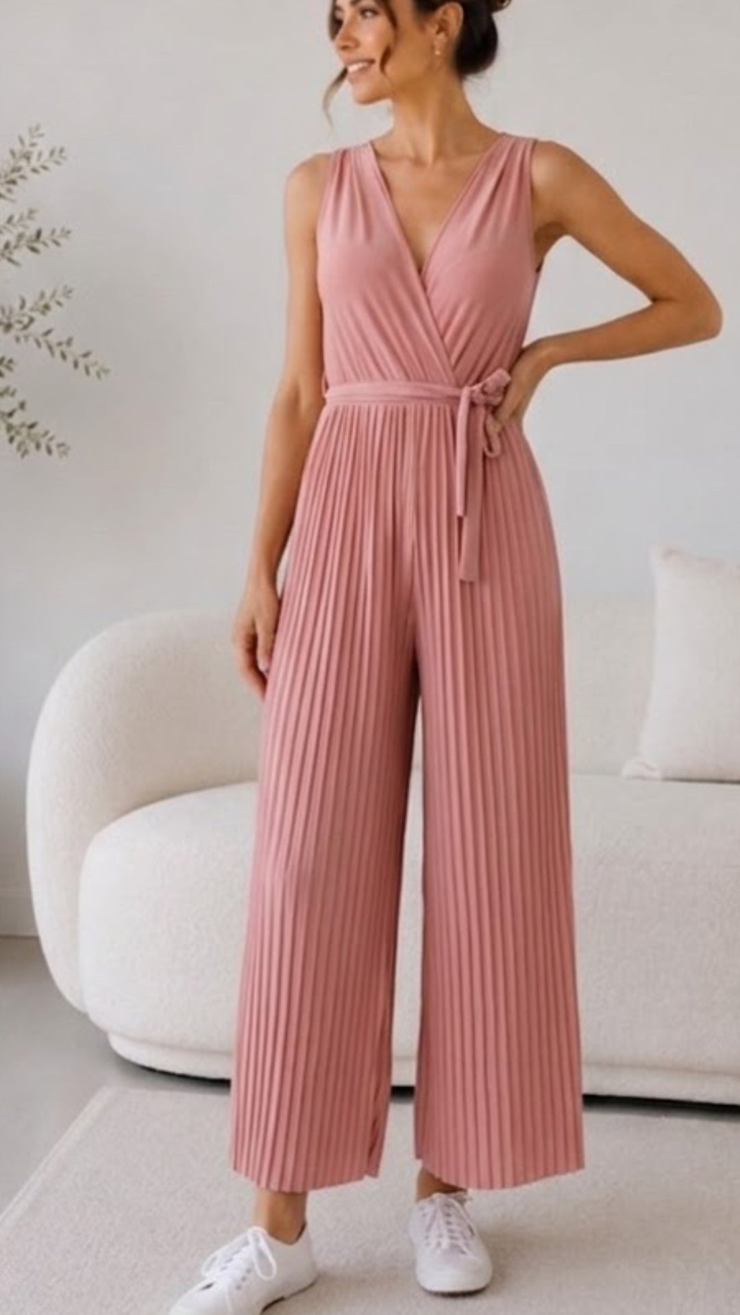 langer Plissee Jumpsuit, schöner Ausschnitt / lachs Art. 15175