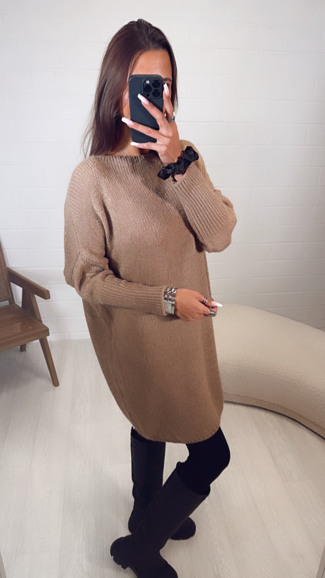 Strick Long Pullover / Kleid mit engeren Ärmeln / camel Art. 8059