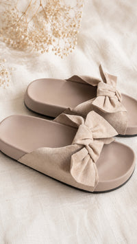 Sandale mit Stoff Schleife " LS379 " / beige Art. 15250