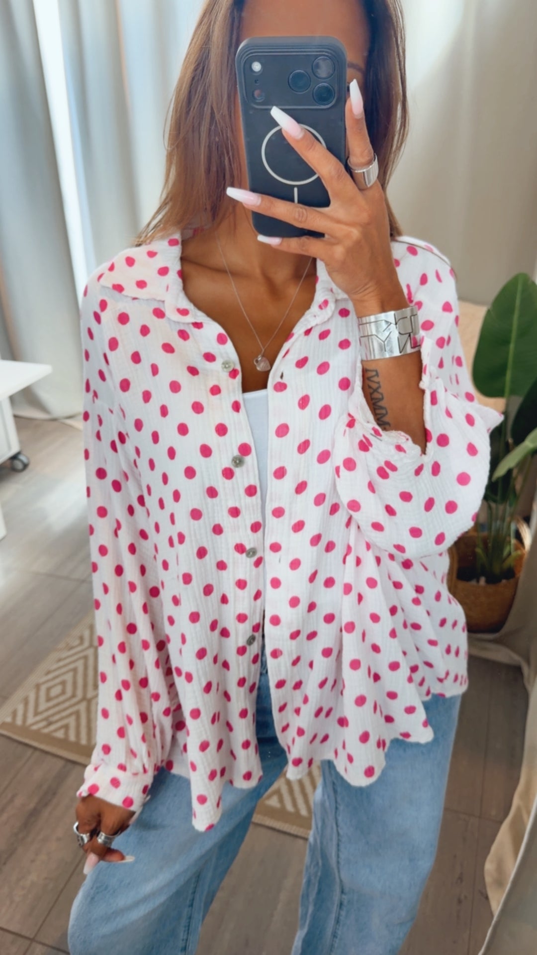 PUNKTE KURZE Oversize Musselin Bluse / weiss - pink Art. 15266