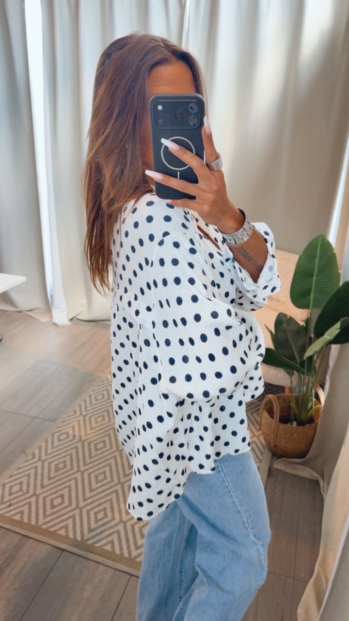 PUNKTE KURZE Oversize Musselin Bluse / weiss - marine blau Art. 15265