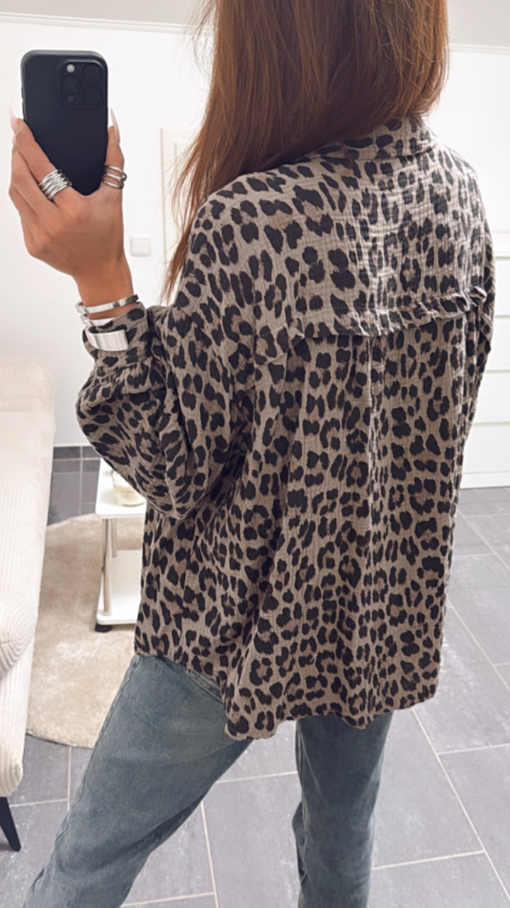 KURZE Oversize Musselin Bluse / Leo schlamm Art. 6128