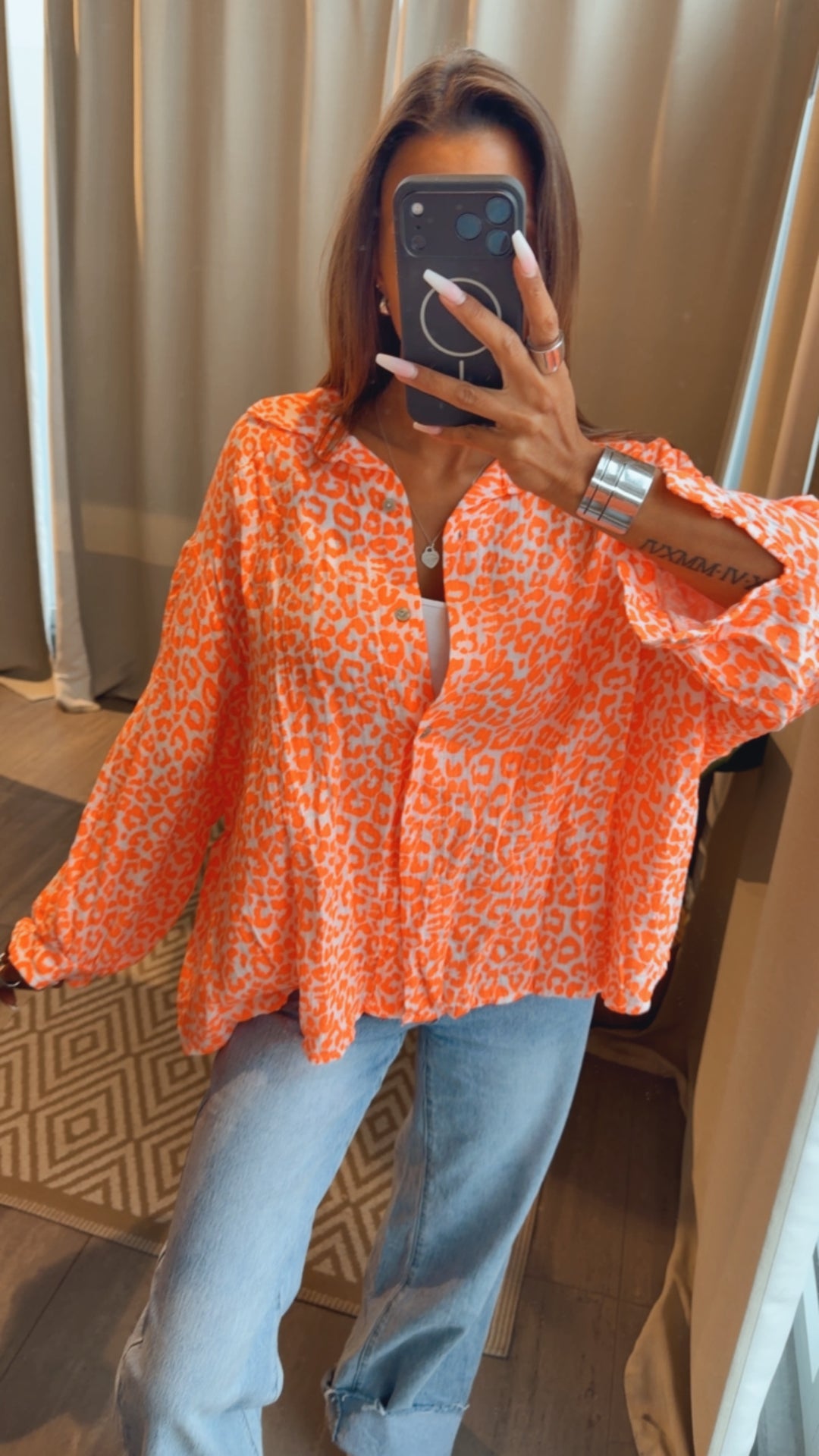 LEO KURZE Oversize Musselin Bluse / weiss - orange Art. 15253