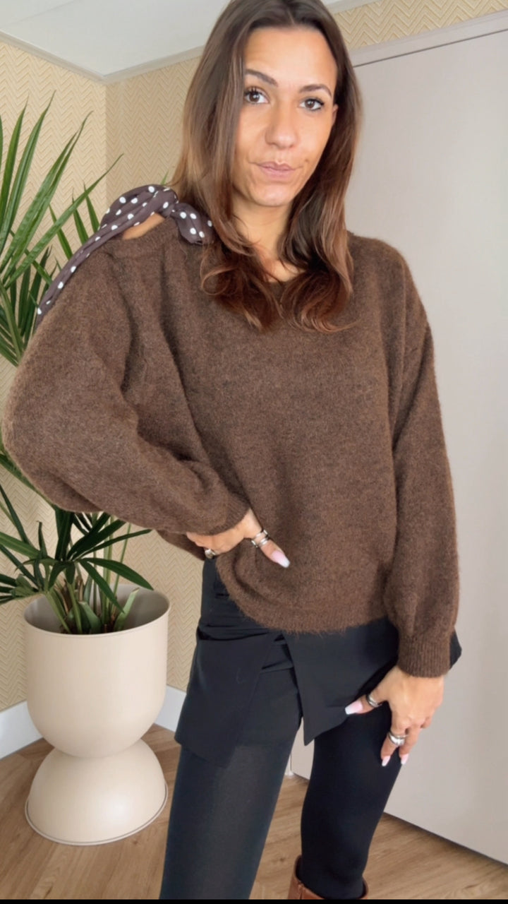 ONE SHOULDER Pullover, Punkte Schleife / schoko braun Art. 13822