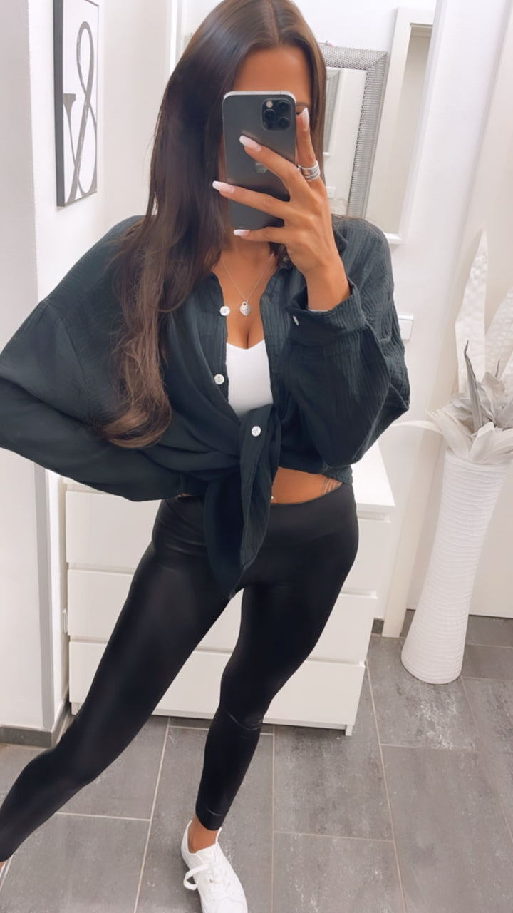 KURZE Oversize Musselin Bluse / schwarz Art. 3139