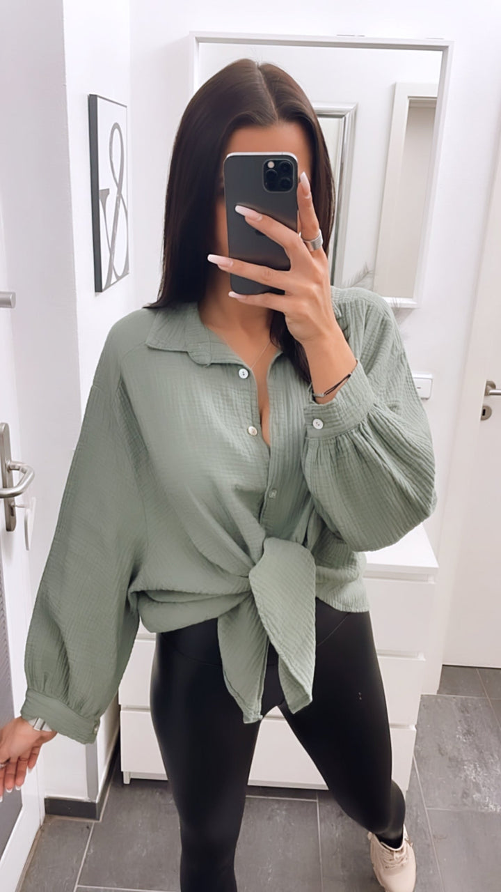 KURZE Oversize Musselin Bluse / khaki Art. 3200