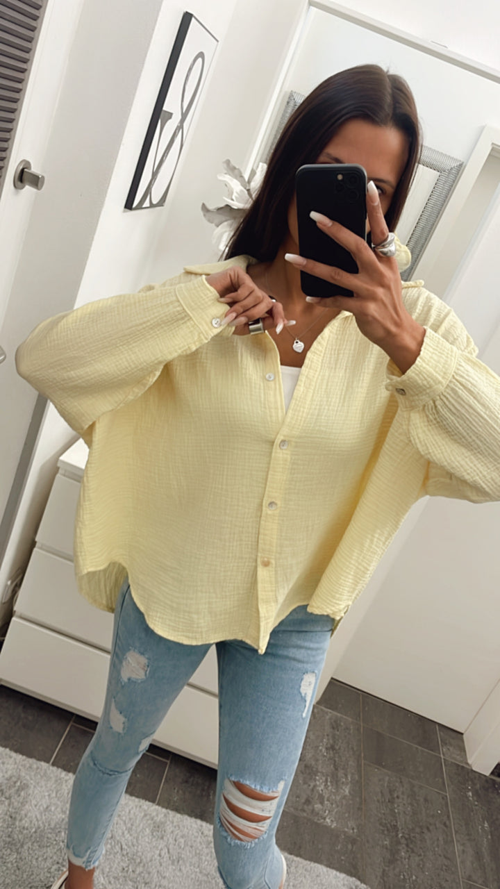 KURZE Oversize Musselin Bluse / soft gelb Art. 4214