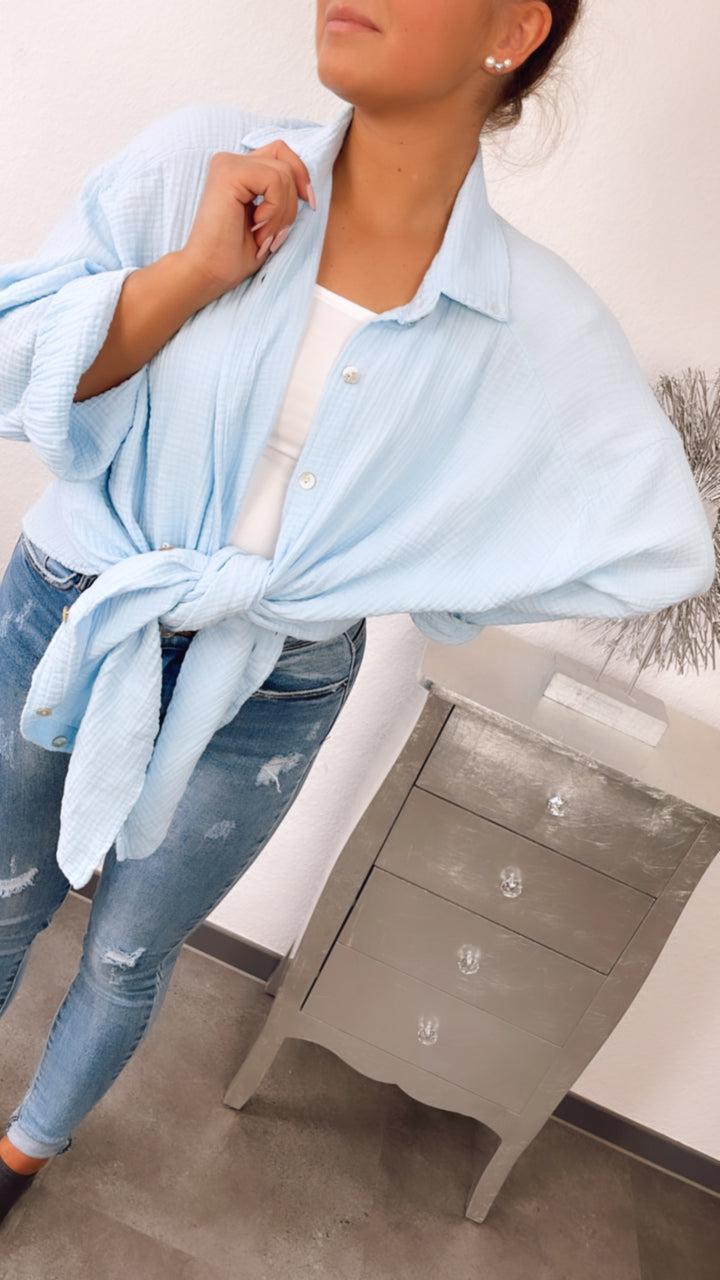 LANGE Oversize Musselin Bluse / hell blau Art. 2246