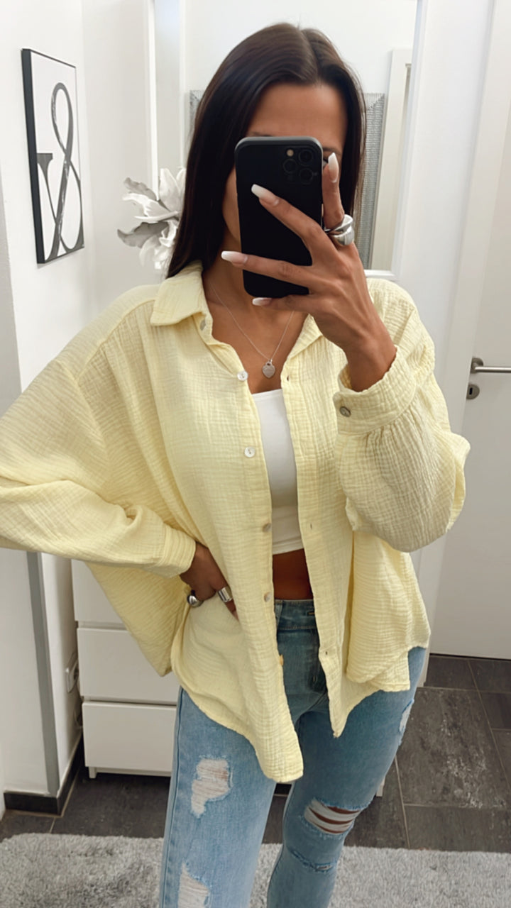 KURZE Oversize Musselin Bluse / soft gelb Art. 4214